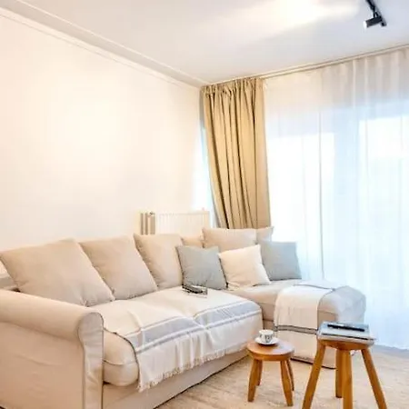 Apartament Lovely Seaview Studio In