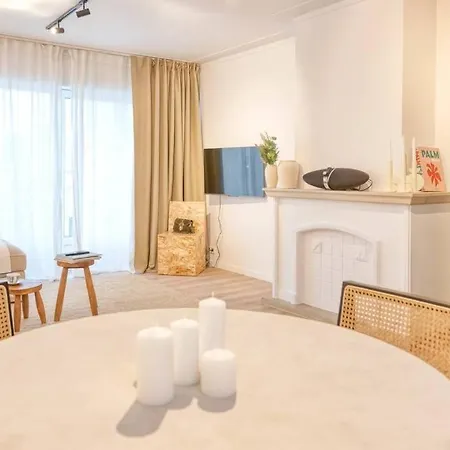 Lovely Seaview Studio In